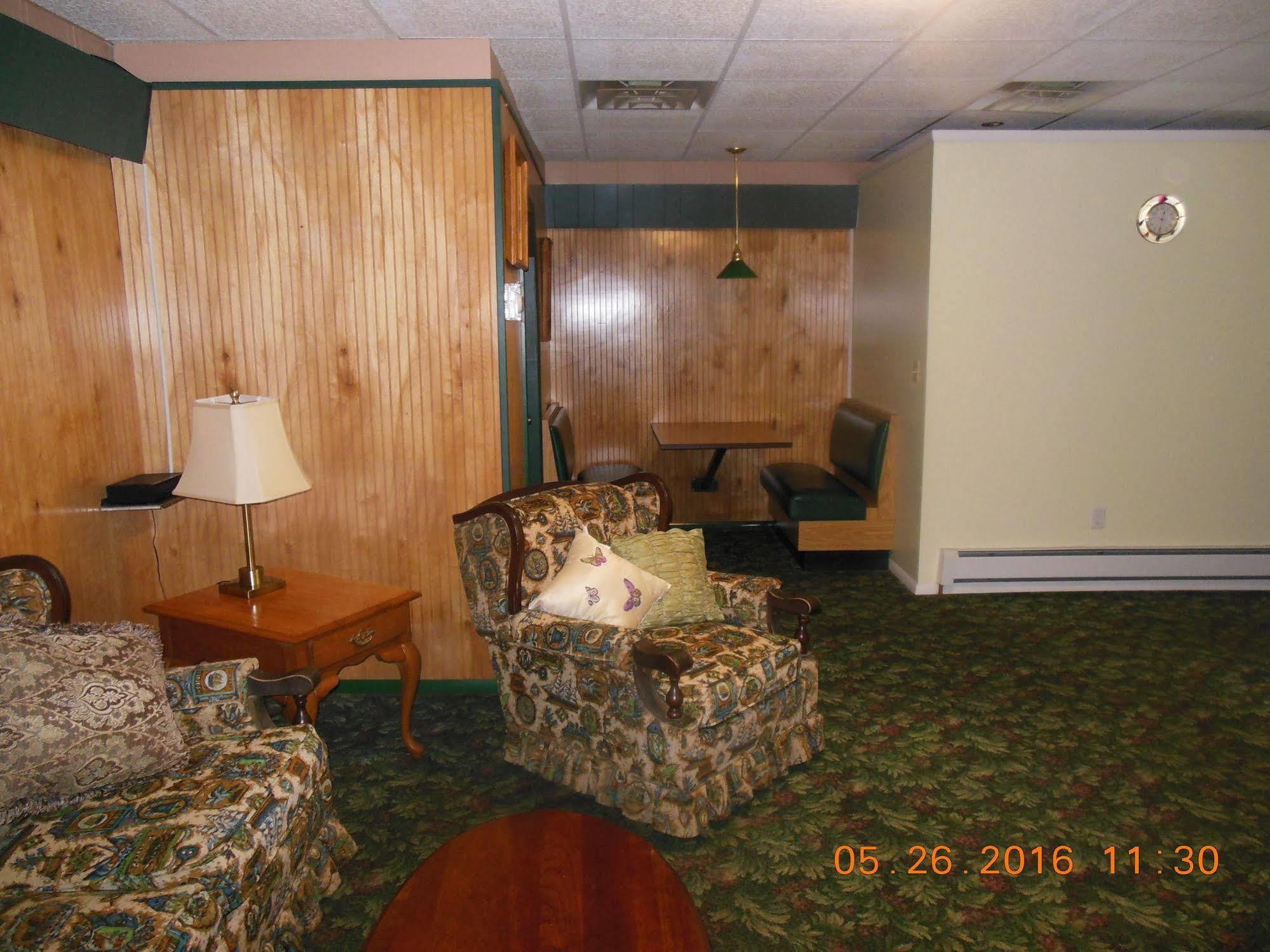 Evergreen Motel Oswego Exterior photo