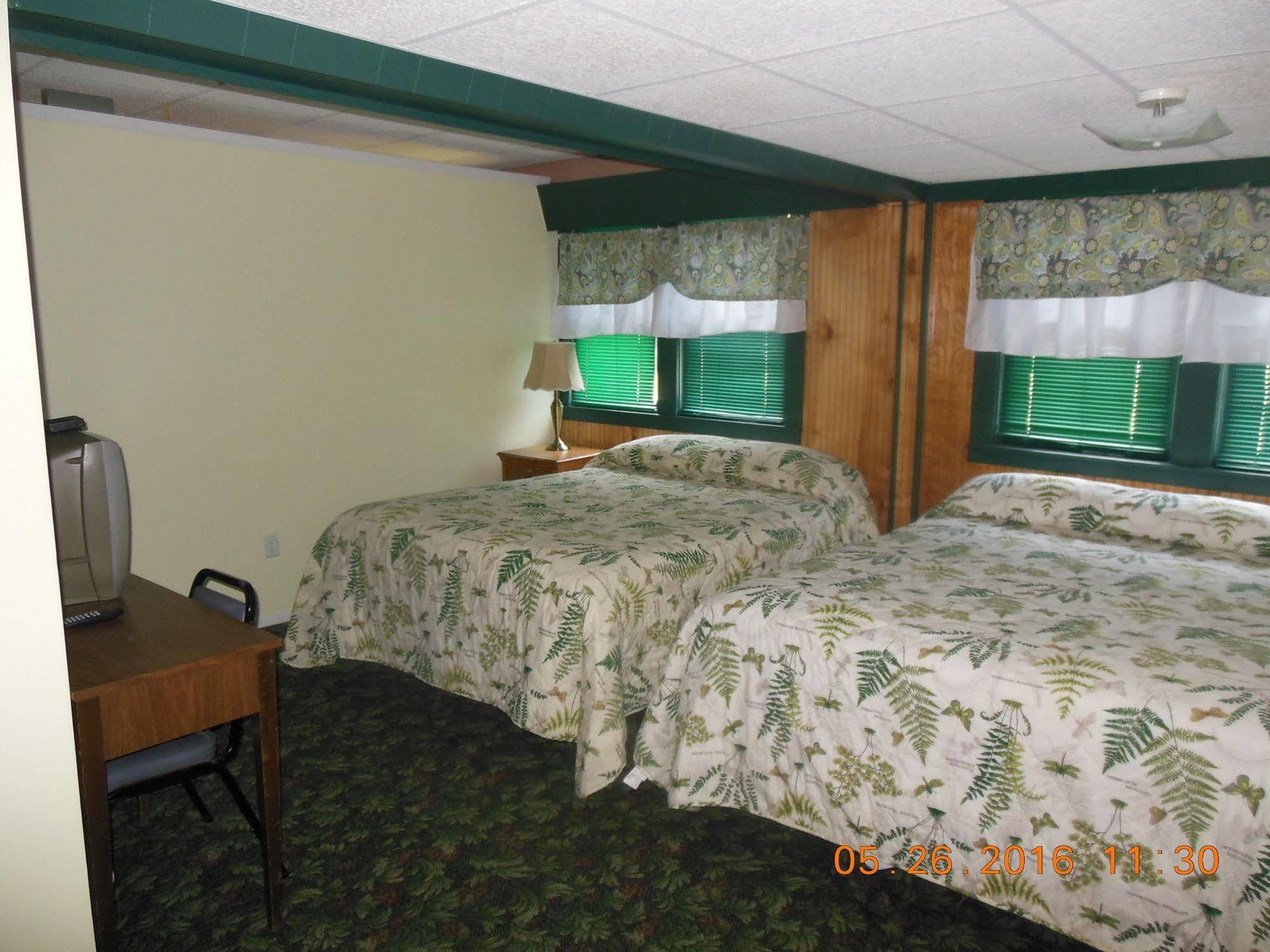 Evergreen Motel Oswego Exterior photo